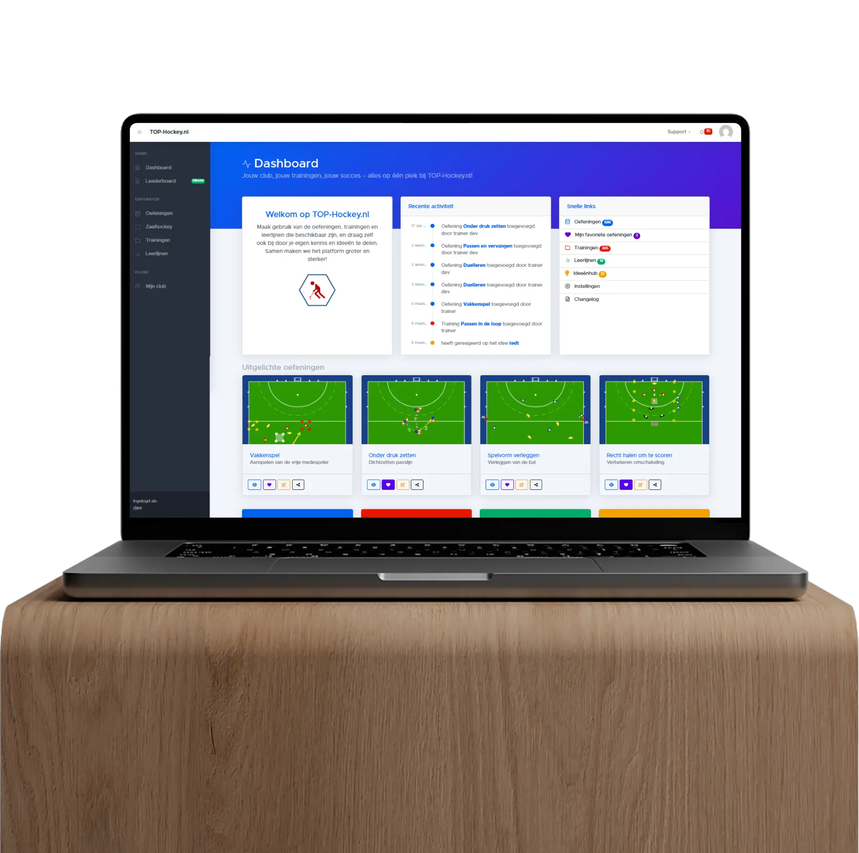 Laptop-Mockuptop-hockey